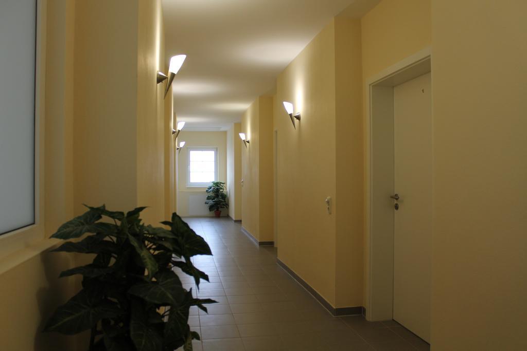 Hotel Pension Schwerin-Haus Schreiber Schwerin  Esterno foto
